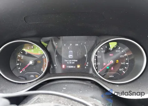 2018 Jeep Compass Latitude 4X4 из США, поврежденный, VIN 3C4NJDBB0JT400623